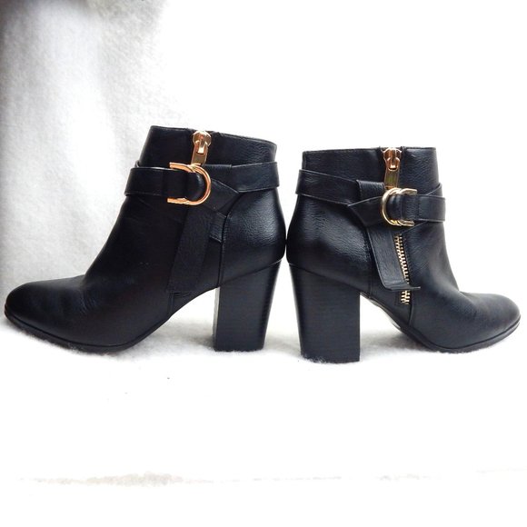 APT.9 Women's Black Buckled Block Heel Booties Size 9.5 M - Picture 16 of 16